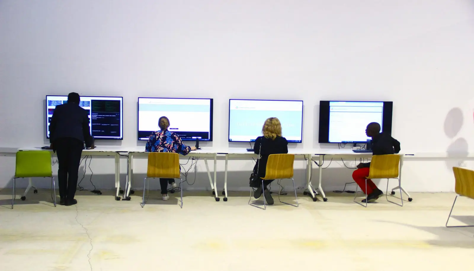 Computer workstations